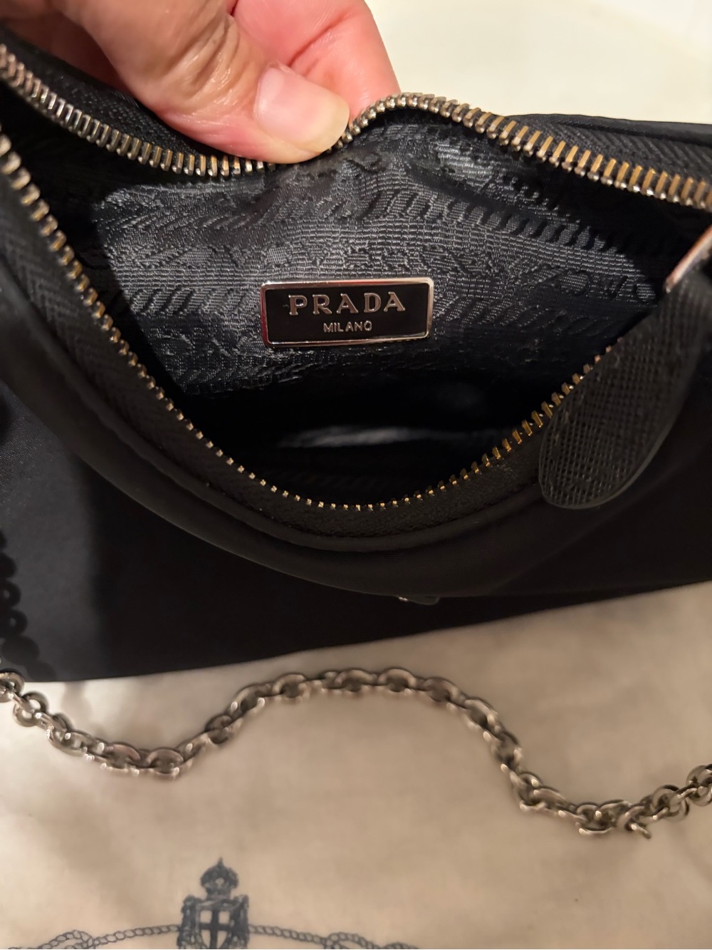Prada Black Nylon Shoulder Bag with Silver Chain & Detachable Strap - Picture 4 of 9